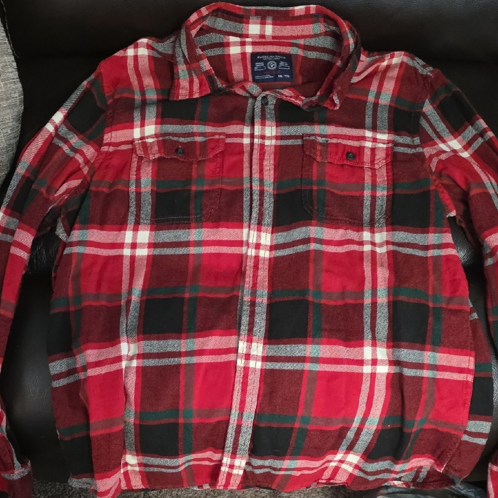 American Eagle Outfitters Red and Green Plaid Shirt